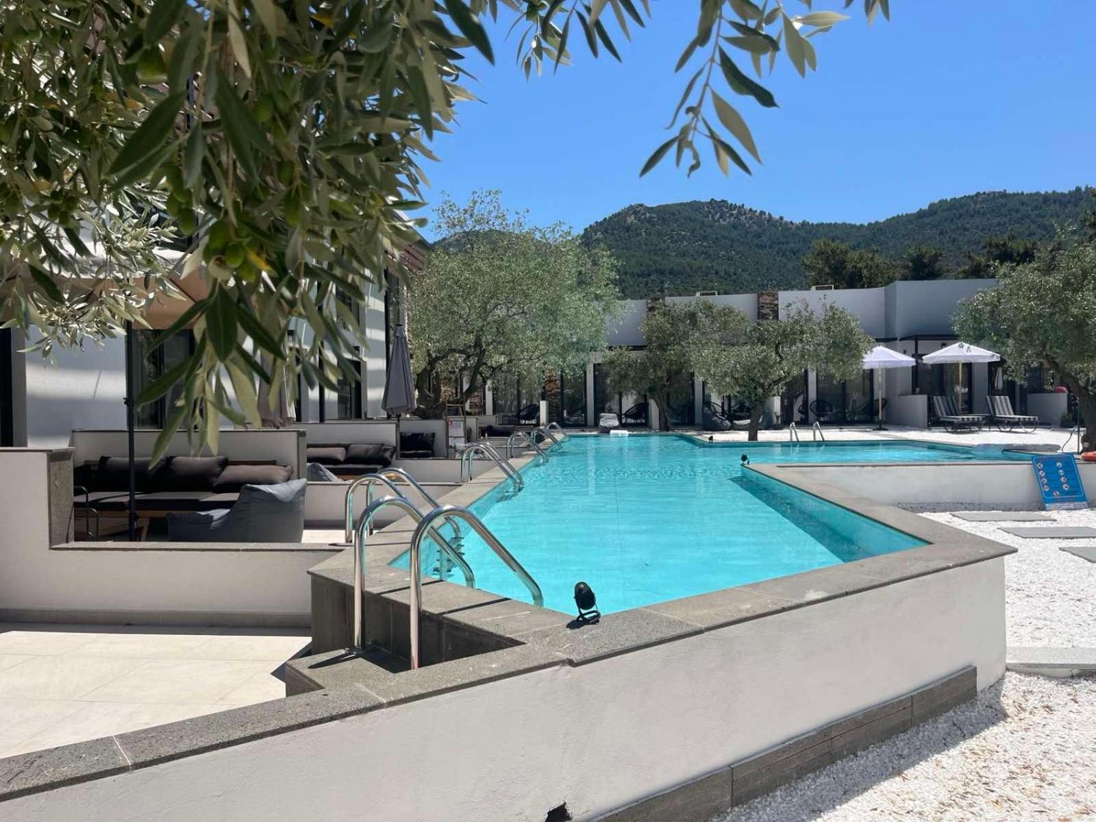 The Olive Hills Hotel Skala Rachoni  Eksteriør billede